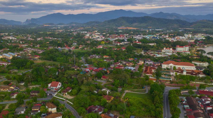 Nos services de location de voitures offrent une sélection diversifiée de véhicules à Kuala Kangsar.